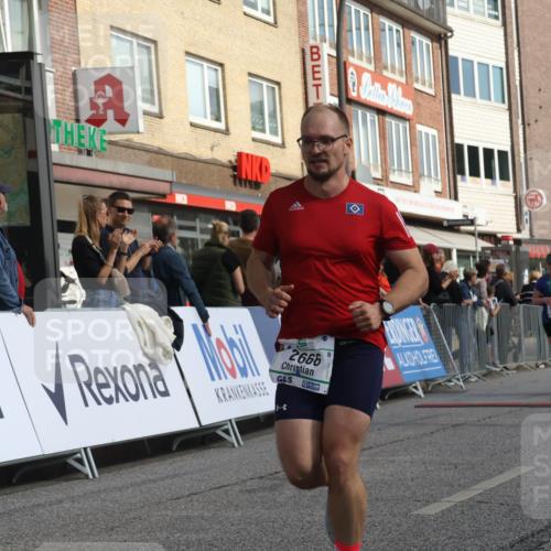 15.09.2024 - PSD Bank Halbmarathon Michael Strokosch http://msf.ph/oto/7062992 15.09.2024 11:50:44 Ziel 974, 1296, 1493, 1501, 1632, 1666, 1940, 2269, 2284, 2492, 2658, 2666, 3545 meine-sportfotos.de
