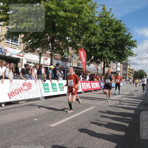 15.09.2024 - PSD Bank Halbmarathon Miley Keyser http://msf.ph/oto/7062995 15.09.2024 12:12:03 Ziel 1856, 2001, 2013, 2065, 2120, 2227, 2809, 2810, 3531 meine-sportfotos.de