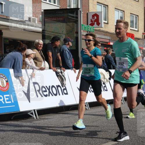 15.09.2024 - PSD Bank Halbmarathon Michael Strokosch http://msf.ph/oto/7063012 15.09.2024 11:50:48 Ziel 974, 1366, 1493, 1501, 1632, 1666, 2018, 2269, 2284, 2492, 2658, 2666, 3545 meine-sportfotos.de