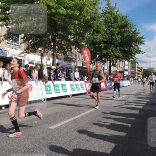 15.09.2024 - PSD Bank Halbmarathon Miley Keyser http://msf.ph/oto/7063013 15.09.2024 12:12:04 Ziel 1856, 2001, 2013, 2065, 2120, 2202, 2227, 2809, 2810, 3531 meine-sportfotos.de