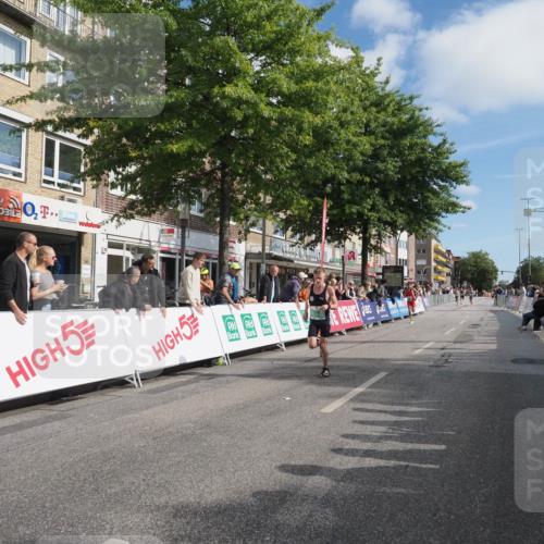 15.09.2024 - PSD Bank Halbmarathon Miley Keyser http://msf.ph/oto/7063023 15.09.2024 11:10:11 Ziel 463, 478, 484, 501, 507, 519 meine-sportfotos.de