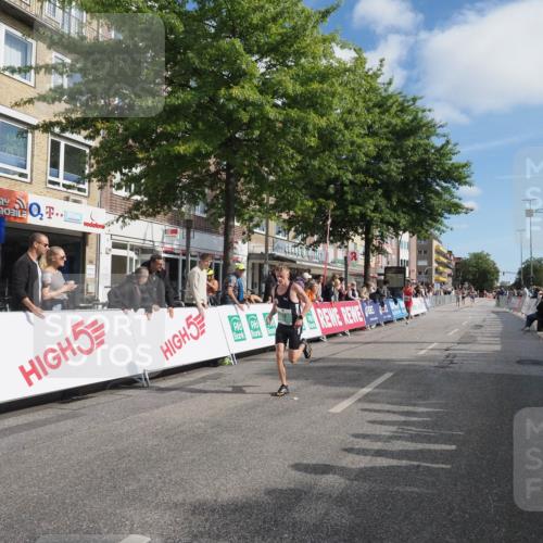 15.09.2024 - PSD Bank Halbmarathon Miley Keyser http://msf.ph/oto/7063033 15.09.2024 11:10:11 Ziel 463, 478, 484, 501, 507, 519 meine-sportfotos.de