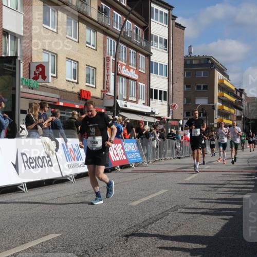 15.09.2024 - PSD Bank Halbmarathon Michael Strokosch http://msf.ph/oto/7063041 15.09.2024 11:50:54 Ziel 974, 1366, 1608, 1705, 1735, 2018, 2269, 2284, 2492, 2658, 2666, 2895, 3545 meine-sportfotos.de