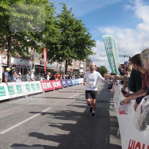 15.09.2024 - PSD Bank Halbmarathon Miley Keyser http://msf.ph/oto/7063064 15.09.2024 12:12:08 Ziel 986, 2001, 2013, 2065, 2120, 2202, 2227, 2809, 3009, 3531 meine-sportfotos.de