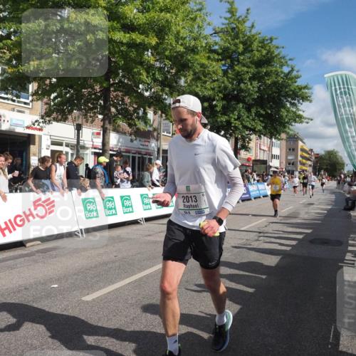 15.09.2024 - PSD Bank Halbmarathon Miley Keyser http://msf.ph/oto/7063092 15.09.2024 12:12:09 Ziel 986, 2001, 2013, 2065, 2120, 2202, 2227, 2809, 3009, 3531 meine-sportfotos.de