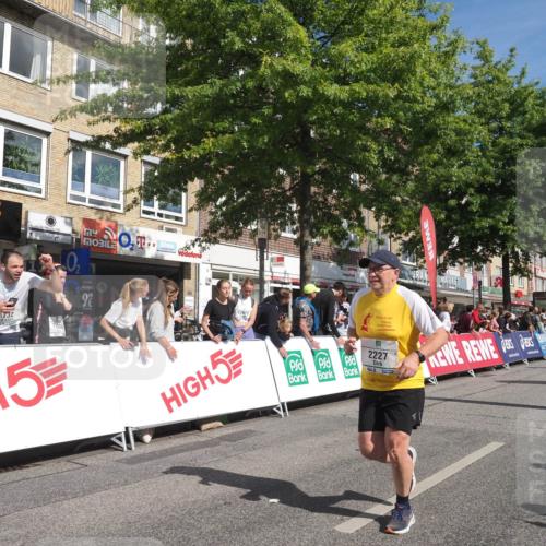 15.09.2024 - PSD Bank Halbmarathon Miley Keyser http://msf.ph/oto/7063122 15.09.2024 12:12:12 Ziel 986, 1610, 2001, 2013, 2065, 2120, 2139, 2140, 2202, 2227, 3009, 3531 meine-sportfotos.de