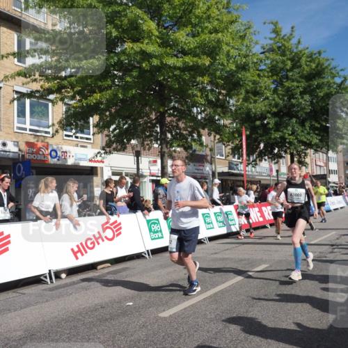 15.09.2024 - PSD Bank Halbmarathon Miley Keyser http://msf.ph/oto/7063162 15.09.2024 12:12:16 Ziel 986, 1610, 2013, 2065, 2120, 2139, 2140, 2202, 2227, 3009, 3531 meine-sportfotos.de