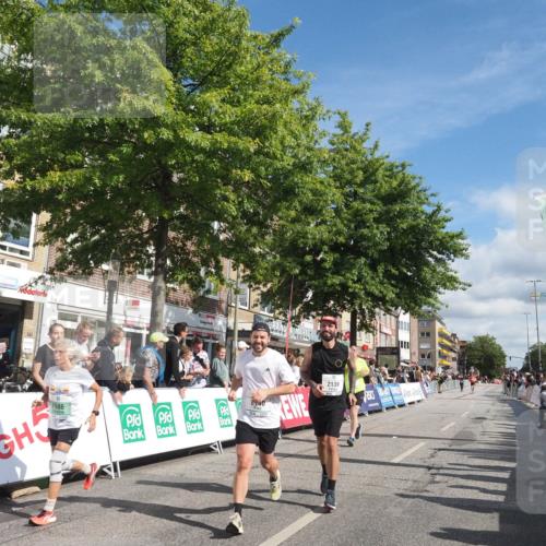 15.09.2024 - PSD Bank Halbmarathon Miley Keyser http://msf.ph/oto/7063179 15.09.2024 12:12:18 Ziel 986, 1610, 2013, 2065, 2139, 2140, 2202, 2227, 3009 meine-sportfotos.de