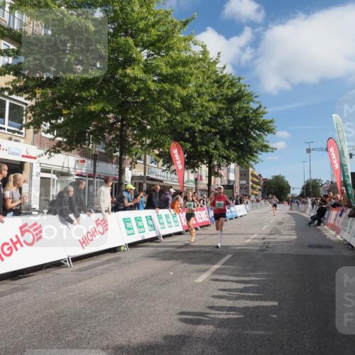15.09.2024 - PSD Bank Halbmarathon Miley Keyser http://msf.ph/oto/7063185 15.09.2024 11:10:32 Ziel 404, 512, 520, 840 meine-sportfotos.de