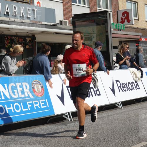 15.09.2024 - PSD Bank Halbmarathon Michael Strokosch http://msf.ph/oto/7063186 15.09.2024 11:51:28 Ziel 1434, 1772, 1873, 1876, 1954, 2314, 2504, 2566, 2569, 2749, 3035, 3169 meine-sportfotos.de