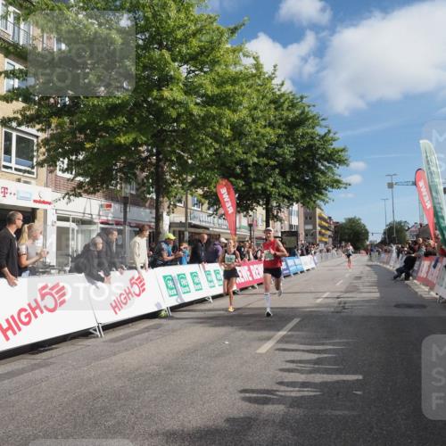 15.09.2024 - PSD Bank Halbmarathon Miley Keyser http://msf.ph/oto/7063194 15.09.2024 11:10:32 Ziel 404, 512, 520, 840 meine-sportfotos.de