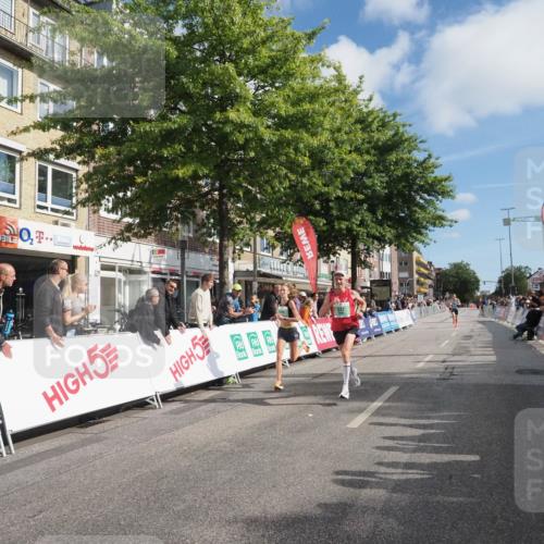 15.09.2024 - PSD Bank Halbmarathon Miley Keyser http://msf.ph/oto/7063202 15.09.2024 11:10:32 Ziel 404, 512, 520, 840 meine-sportfotos.de