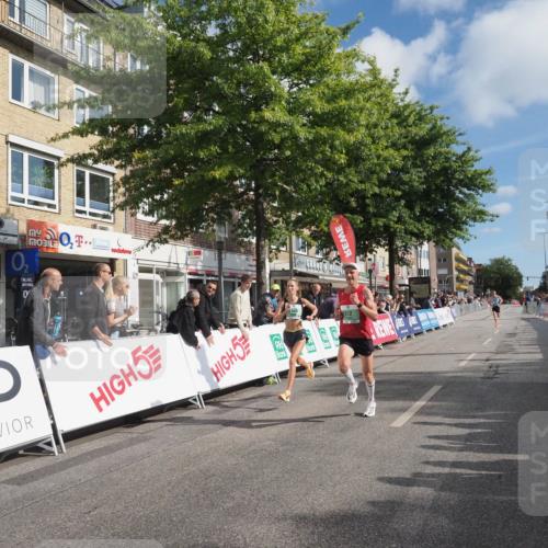 15.09.2024 - PSD Bank Halbmarathon Miley Keyser http://msf.ph/oto/7063211 15.09.2024 11:10:33 Ziel 404, 512, 520, 840 meine-sportfotos.de