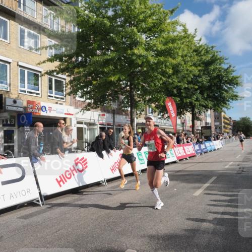 15.09.2024 - PSD Bank Halbmarathon Miley Keyser http://msf.ph/oto/7063220 15.09.2024 11:10:33 Ziel 404, 512, 520, 840 meine-sportfotos.de