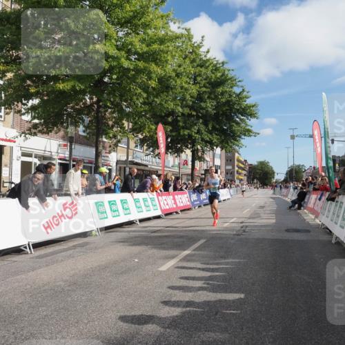 15.09.2024 - PSD Bank Halbmarathon Miley Keyser http://msf.ph/oto/7063229 15.09.2024 11:10:36 Ziel 404, 511, 512, 520, 840 meine-sportfotos.de