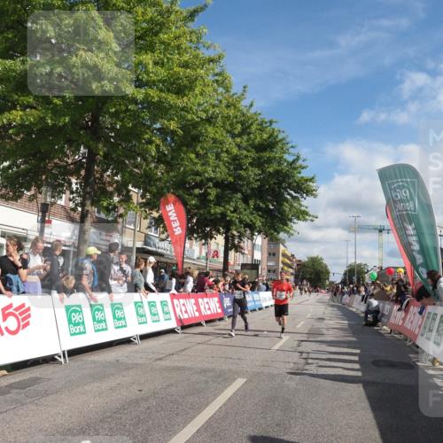 15.09.2024 - PSD Bank Halbmarathon Miley Keyser http://msf.ph/oto/7063241 15.09.2024 12:12:31 Ziel 1610, 2139, 2140, 2349, 3480 meine-sportfotos.de