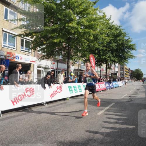 15.09.2024 - PSD Bank Halbmarathon Miley Keyser http://msf.ph/oto/7063269 15.09.2024 11:10:37 Ziel 404, 511, 512, 520, 840 meine-sportfotos.de