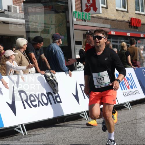 15.09.2024 - PSD Bank Halbmarathon Michael Strokosch http://msf.ph/oto/7063276 15.09.2024 11:51:43 Ziel 1192, 1494, 1553, 1767, 1772, 1793, 2314, 2487, 2536, 2566, 2569, 2636, 2725, 2825, 2835, 3035, 3518, 3547 meine-sportfotos.de