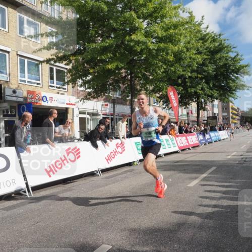 15.09.2024 - PSD Bank Halbmarathon Miley Keyser http://msf.ph/oto/7063277 15.09.2024 11:10:38 Ziel 404, 511, 512, 520, 840 meine-sportfotos.de