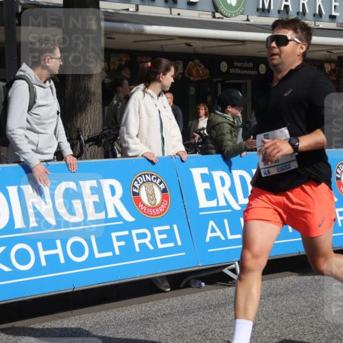 15.09.2024 - PSD Bank Halbmarathon Michael Strokosch http://msf.ph/oto/7063282 15.09.2024 11:51:44 Ziel 1192, 1494, 1553, 1661, 1767, 1772, 1793, 2314, 2487, 2536, 2566, 2569, 2636, 2725, 2775, 2825, 2835, 3035, 3518, 3547 meine-sportfotos.de