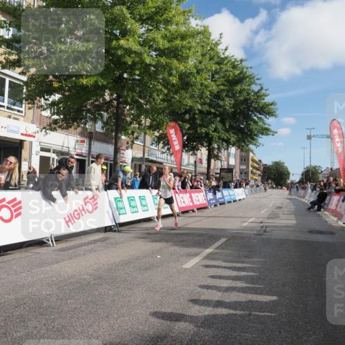 15.09.2024 - PSD Bank Halbmarathon Miley Keyser http://msf.ph/oto/7063289 15.09.2024 11:10:41 Ziel 404, 511, 520 meine-sportfotos.de