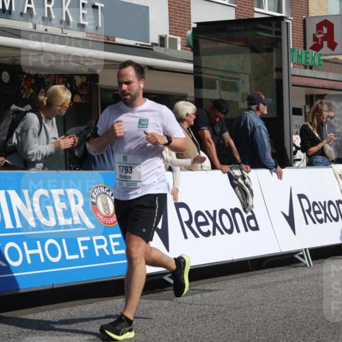 15.09.2024 - PSD Bank Halbmarathon Michael Strokosch http://msf.ph/oto/7063297 15.09.2024 11:51:46 Ziel 1192, 1494, 1553, 1661, 1767, 1793, 2487, 2536, 2636, 2725, 2775, 2825, 2835, 3035, 3518, 3547 meine-sportfotos.de