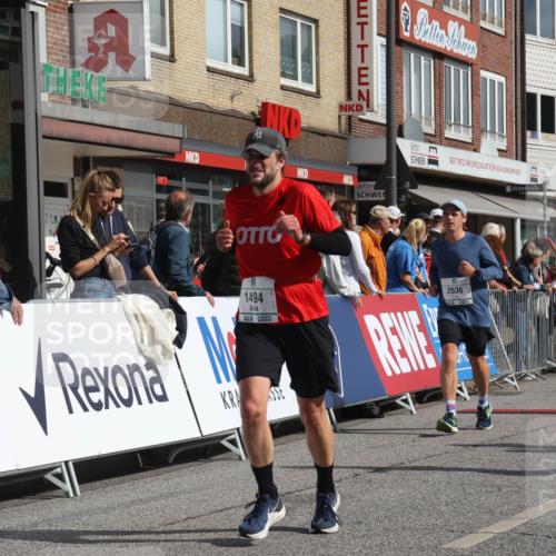 15.09.2024 - PSD Bank Halbmarathon Michael Strokosch http://msf.ph/oto/7063302 15.09.2024 11:51:47 Ziel 1192, 1494, 1553, 1661, 1767, 1793, 2487, 2536, 2636, 2725, 2775, 2825, 2835, 3035, 3518, 3547 meine-sportfotos.de