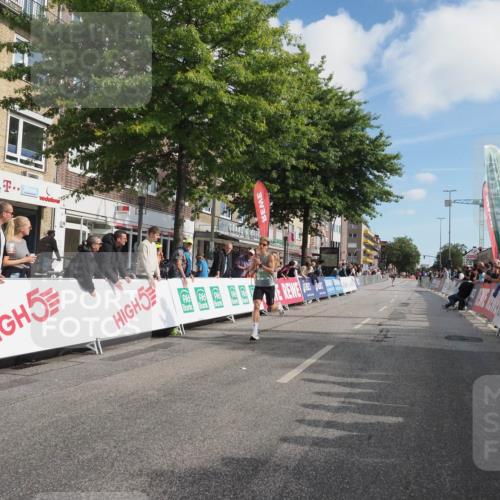 15.09.2024 - PSD Bank Halbmarathon Miley Keyser http://msf.ph/oto/7063337 15.09.2024 11:10:49 Ziel 481, 511 meine-sportfotos.de