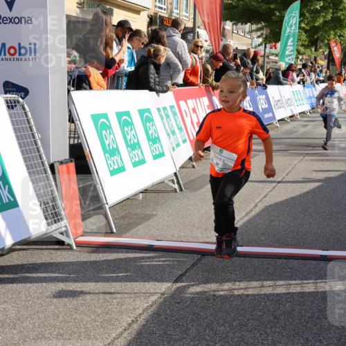 15.09.2024 - PSD Bank Halbmarathon Strokosch-Dieckow http://msf.ph/oto/7063344 15.09.2024 10:32:42 Ziel 40, 68, 148, 157, 193, 280, 301 meine-sportfotos.de
