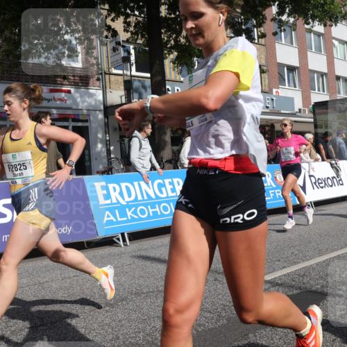 15.09.2024 - PSD Bank Halbmarathon Michael Strokosch http://msf.ph/oto/7063348 15.09.2024 11:51:53 Ziel 1494, 1552, 1606, 1661, 1767, 1793, 2487, 2536, 2725, 2775, 2825, 2835, 3518 meine-sportfotos.de