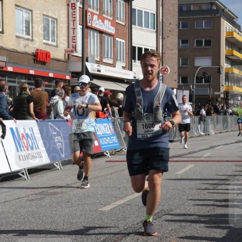 15.09.2024 - PSD Bank Halbmarathon Michael Strokosch http://msf.ph/oto/7063376 15.09.2024 11:51:57 Ziel 1494, 1552, 1606, 1661, 2493, 2536, 2725, 2775, 2825, 2835, 3518 meine-sportfotos.de