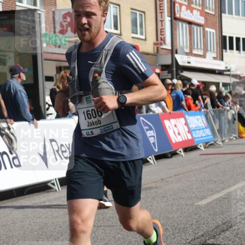 15.09.2024 - PSD Bank Halbmarathon Michael Strokosch http://msf.ph/oto/7063387 15.09.2024 11:51:58 Ziel 1494, 1552, 1606, 1661, 2493, 2536, 2725, 2775, 2825, 2835, 3518 meine-sportfotos.de