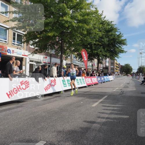 15.09.2024 - PSD Bank Halbmarathon Miley Keyser http://msf.ph/oto/7063403 15.09.2024 11:10:57 Ziel 481, 523, 524, 543 meine-sportfotos.de