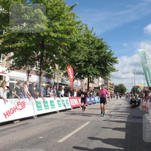 15.09.2024 - PSD Bank Halbmarathon Miley Keyser http://msf.ph/oto/7063405 15.09.2024 12:13:00 Ziel 1815, 1903, 2210, 2732, 2856 meine-sportfotos.de