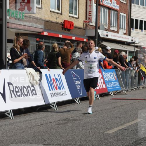 15.09.2024 - PSD Bank Halbmarathon Michael Strokosch http://msf.ph/oto/7063413 15.09.2024 11:52:02 Ziel 1354, 1552, 1606, 1661, 1667, 2493, 2655, 2775, 2825, 3518 meine-sportfotos.de
