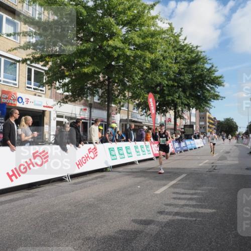 15.09.2024 - PSD Bank Halbmarathon Miley Keyser http://msf.ph/oto/7063440 15.09.2024 11:11:06 Ziel 513, 518, 523, 524, 543 meine-sportfotos.de