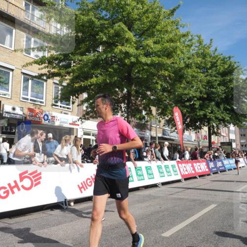 15.09.2024 - PSD Bank Halbmarathon Miley Keyser http://msf.ph/oto/7063449 15.09.2024 12:13:03 Ziel 1815, 1903, 2210, 2300, 2732, 2856, 3254 meine-sportfotos.de