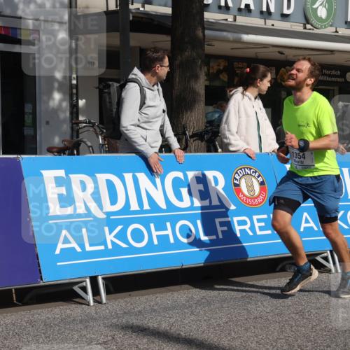 15.09.2024 - PSD Bank Halbmarathon Michael Strokosch http://msf.ph/oto/7063452 15.09.2024 11:52:09 Ziel 1354, 1380, 1552, 1606, 1667, 1908, 2182, 2422, 2493, 2502, 2655, 2693 meine-sportfotos.de