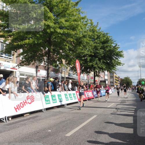 15.09.2024 - PSD Bank Halbmarathon Miley Keyser http://msf.ph/oto/7063476 15.09.2024 12:13:06 Ziel 1815, 1903, 1982, 2210, 2300, 2393, 2732, 2856, 3254 meine-sportfotos.de