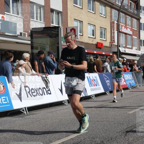 15.09.2024 - PSD Bank Halbmarathon Michael Strokosch http://msf.ph/oto/7063477 15.09.2024 11:52:14 Ziel 1354, 1380, 1667, 1908, 2182, 2422, 2493, 2502, 2655, 2693 meine-sportfotos.de
