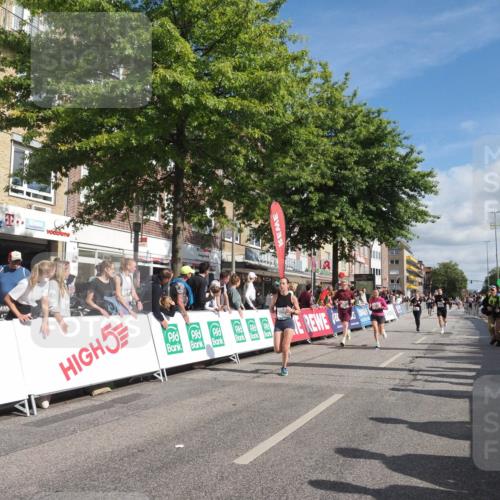 15.09.2024 - PSD Bank Halbmarathon Miley Keyser http://msf.ph/oto/7063481 15.09.2024 12:13:06 Ziel 1815, 1903, 1982, 2210, 2300, 2393, 2732, 2856, 3254 meine-sportfotos.de