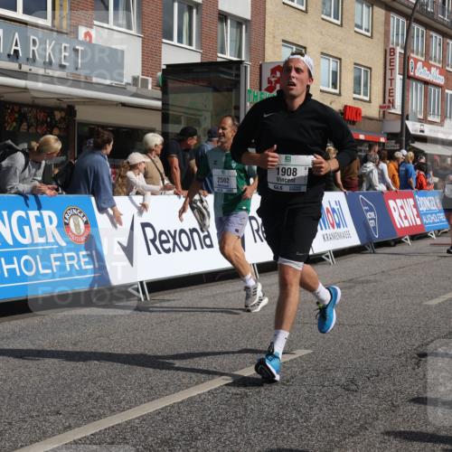 15.09.2024 - PSD Bank Halbmarathon Michael Strokosch http://msf.ph/oto/7063487 15.09.2024 11:52:15 Ziel 1354, 1380, 1556, 1667, 1908, 2182, 2422, 2502, 2655, 2693 meine-sportfotos.de