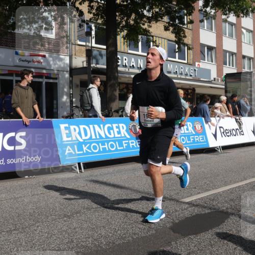 15.09.2024 - PSD Bank Halbmarathon Michael Strokosch http://msf.ph/oto/7063495 15.09.2024 11:52:16 Ziel 1354, 1380, 1556, 1667, 1908, 2182, 2422, 2502, 2655, 2693 meine-sportfotos.de