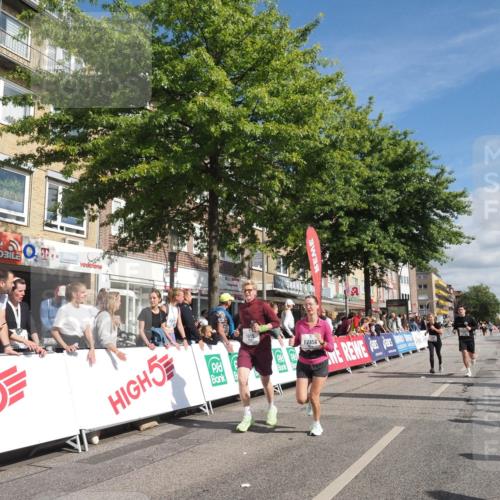 15.09.2024 - PSD Bank Halbmarathon Miley Keyser http://msf.ph/oto/7063523 15.09.2024 12:13:09 Ziel 1815, 1903, 1982, 2100, 2300, 2393, 2732, 2856, 3254 meine-sportfotos.de