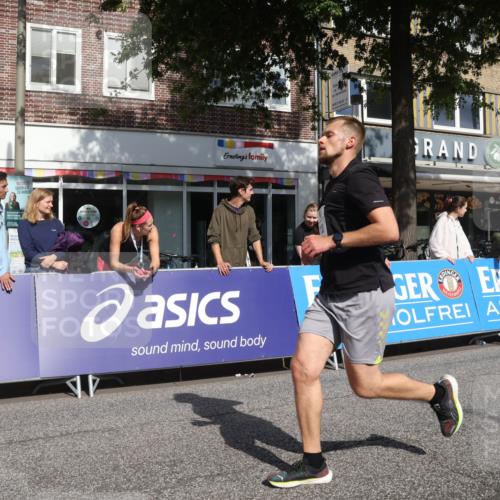 15.09.2024 - PSD Bank Halbmarathon Michael Strokosch http://msf.ph/oto/7063524 15.09.2024 11:52:20 Ziel 1380, 1556, 1569, 1908, 1980, 2182, 2422, 2502, 2655, 2693, 3527 meine-sportfotos.de