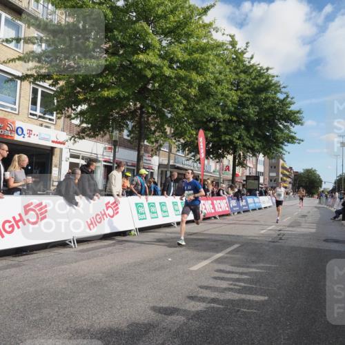 15.09.2024 - PSD Bank Halbmarathon Miley Keyser http://msf.ph/oto/7063525 15.09.2024 11:11:12 Ziel 513, 518, 523, 524, 543 meine-sportfotos.de