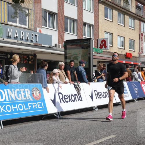 15.09.2024 - PSD Bank Halbmarathon Michael Strokosch http://msf.ph/oto/7063535 15.09.2024 11:52:23 Ziel 1197, 1342, 1378, 1380, 1556, 1569, 1696, 1834, 1908, 1980, 2153, 2182, 2422, 2502, 2693, 3527 meine-sportfotos.de