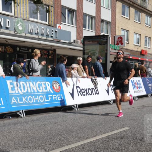 15.09.2024 - PSD Bank Halbmarathon Michael Strokosch http://msf.ph/oto/7063537 15.09.2024 11:52:23 Ziel 1197, 1342, 1378, 1380, 1556, 1569, 1696, 1834, 1908, 1980, 2153, 2182, 2422, 2502, 2693, 3527 meine-sportfotos.de
