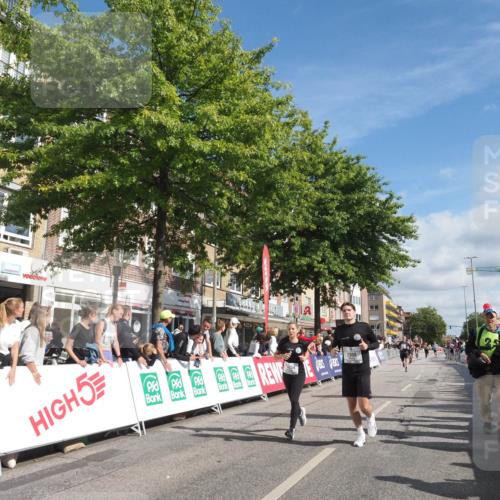 15.09.2024 - PSD Bank Halbmarathon Miley Keyser http://msf.ph/oto/7063541 15.09.2024 12:13:11 Ziel 1815, 1903, 1982, 2100, 2300, 2393, 2732, 2856, 3254 meine-sportfotos.de