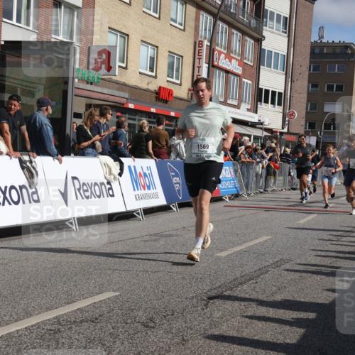 15.09.2024 - PSD Bank Halbmarathon Michael Strokosch http://msf.ph/oto/7063549 15.09.2024 11:52:25 Ziel 1197, 1276, 1342, 1378, 1380, 1556, 1569, 1595, 1696, 1834, 1908, 1980, 2153, 2422, 2502, 2693, 3527 meine-sportfotos.de